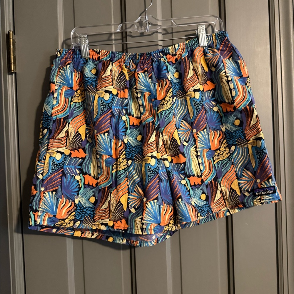 Patagonia Multicolor Elastic Waist Shorts with Black Liner